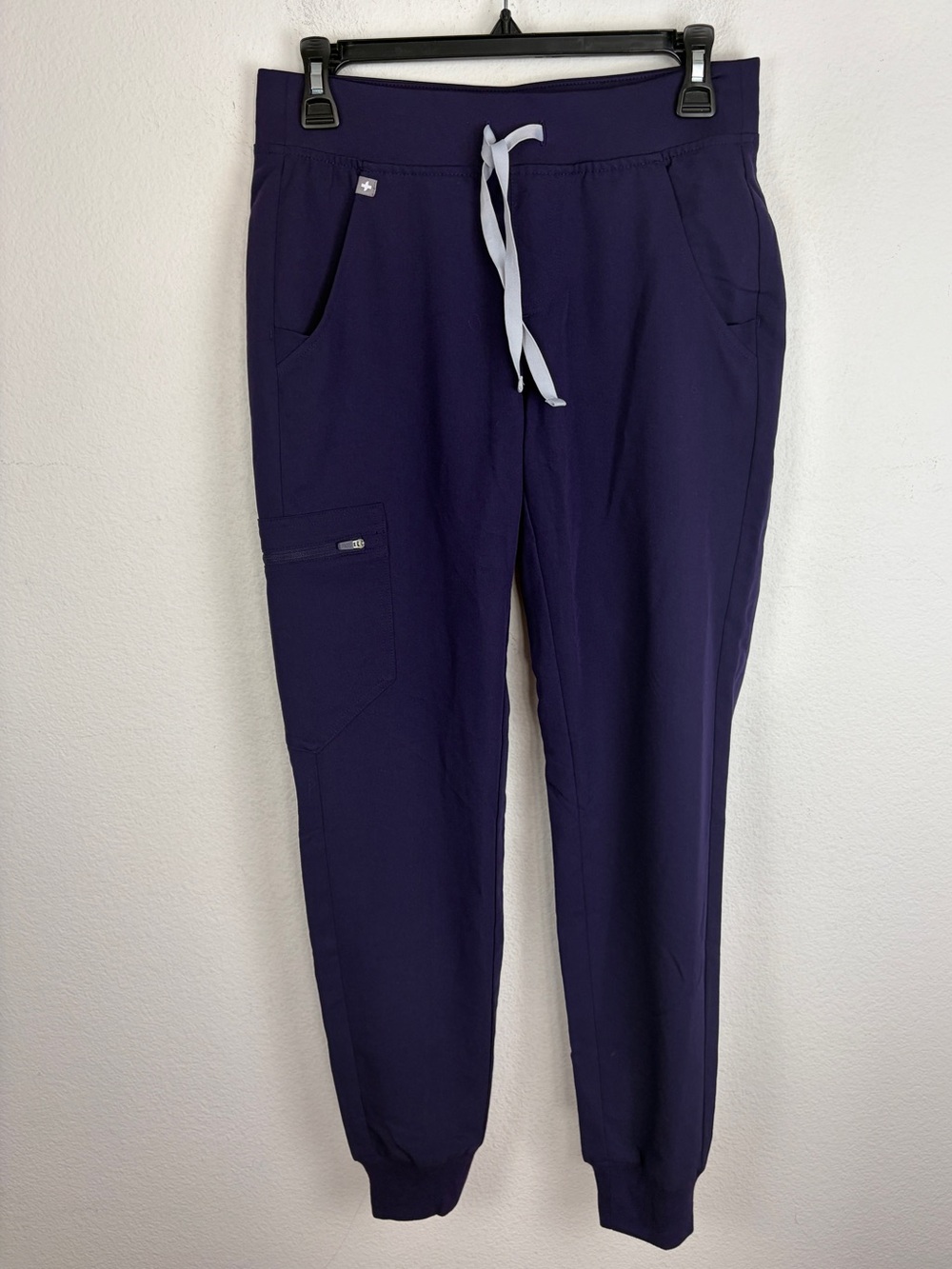 Figs Men’s Technical Purple Pant XS 28” Waist 30” inseam NWOT Scrubs Regular